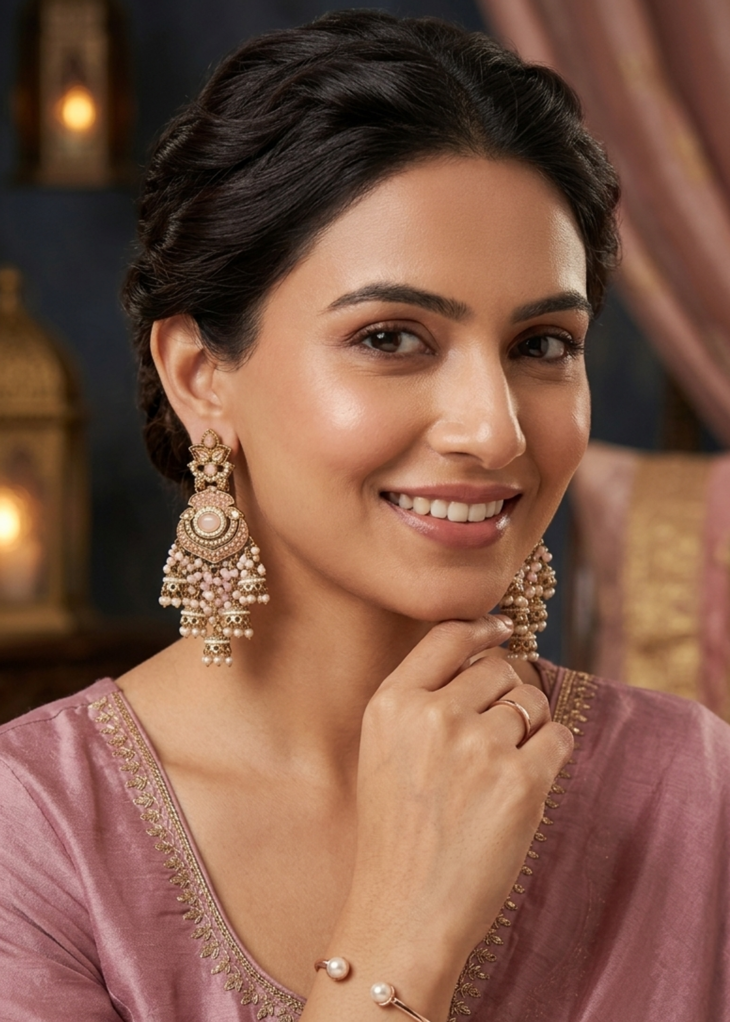 Gul Afreen Chand Jhumkis